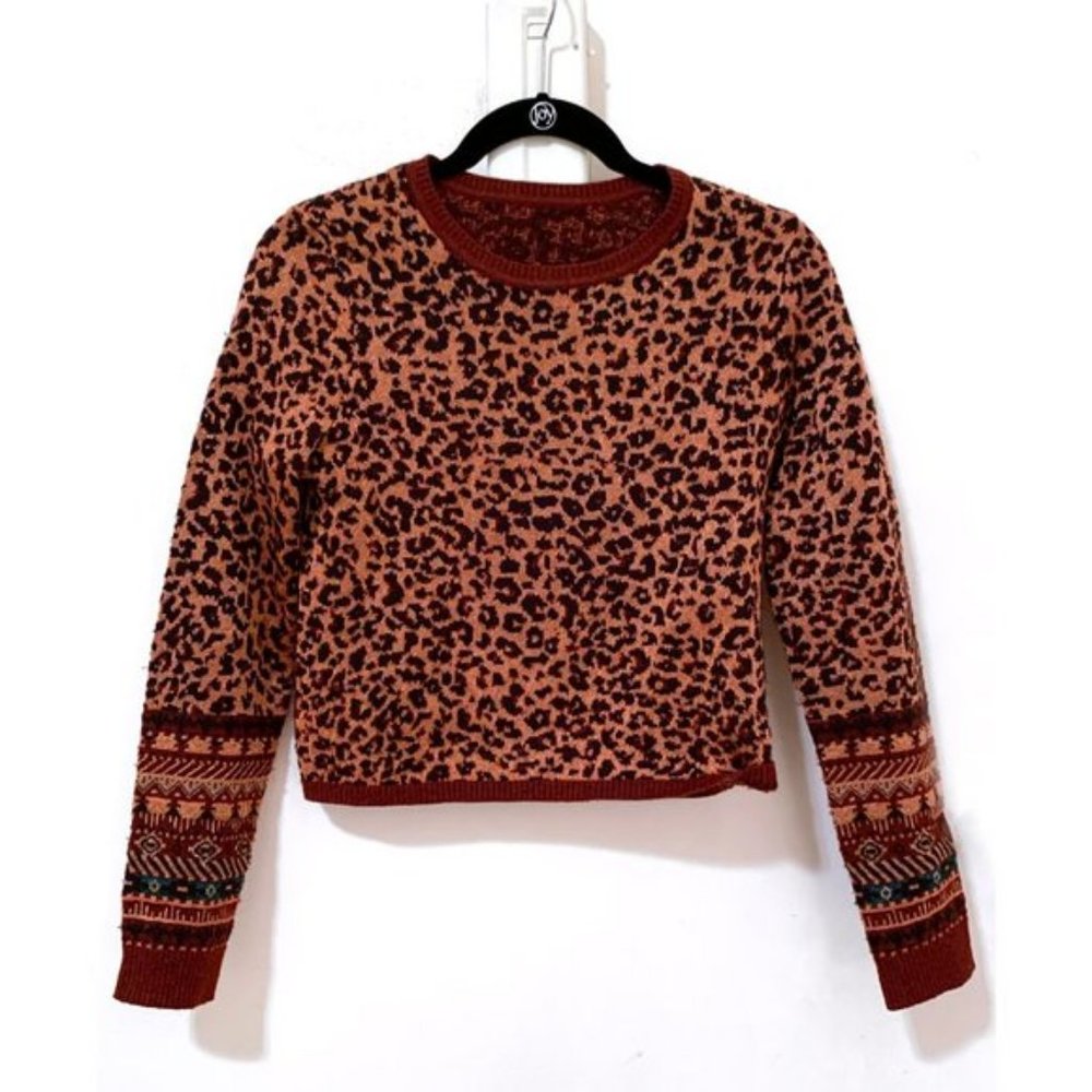Final Sale- Zara glittery Leopard Print Knit Sweater